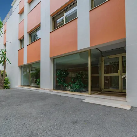 Apartment Le Corsaire 0